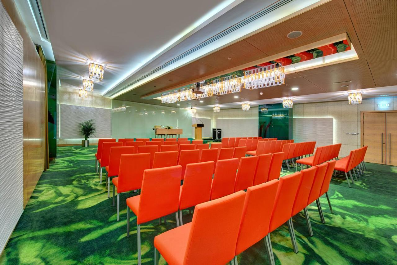 Al Khoory Executive Hotel, Al Wasl 3*