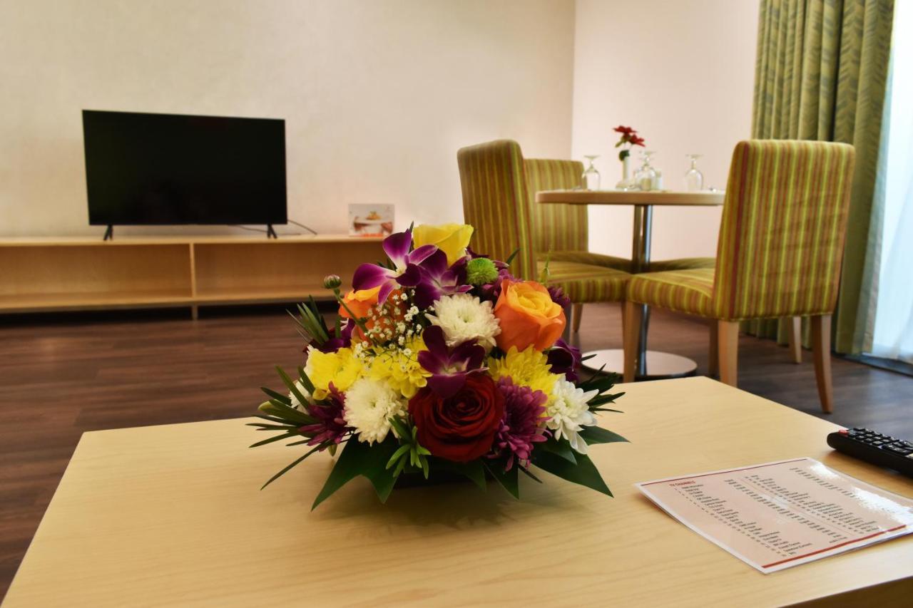 Al Khoory Executive Hotel, Al Wasl Dubai